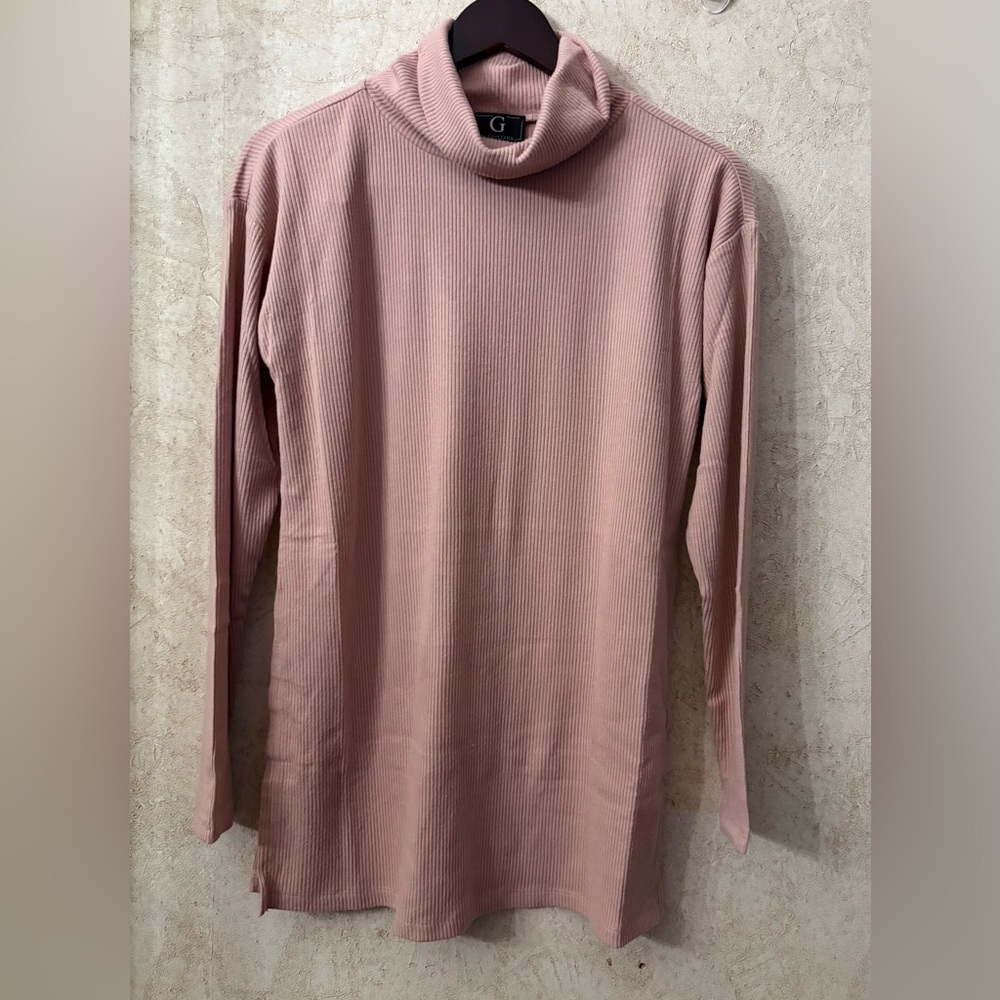 🆕   G by Giuliana Ribbed Turtleneck